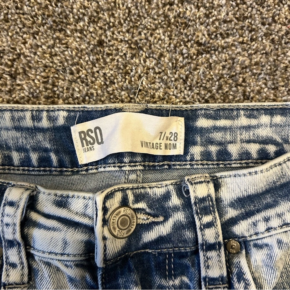 RSQ Vintage Mom Jeans - Picture 5 of 8